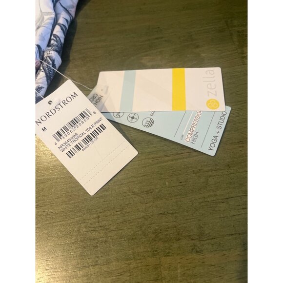 Zella High-Rise Compression Leggings In Tropical Toile Print M - Picture 4 of 10